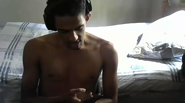 RenziTatte online show from March 3, 3:09 pm