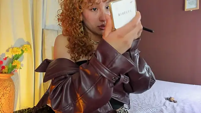 wini fer online show from October 22, 1:22 pm