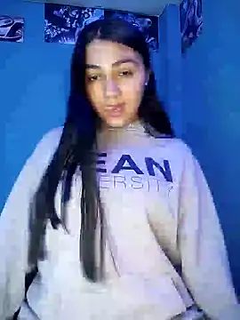 Nahiara velez online show from October 11, 1:05 am