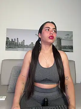 SophieRoyals online show from April 22, 1:34 pm