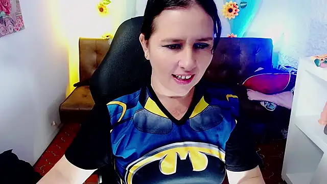 victoria jones online show from March 15, 1:40 pm