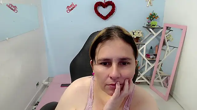 victoria jones online show from March 12, 12:11 pm