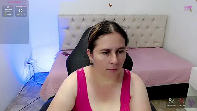 victoria jones online show from April 21, 3:28 pm