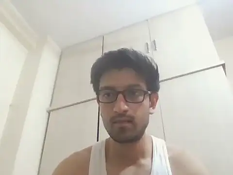 Snapshot of arjun_077 chatting on November 18, 5:39 pm arjun 077 online show from November 18, 5:39 pm