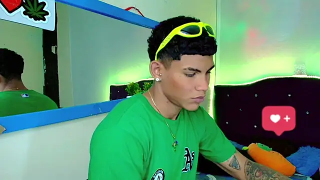 Damian latinxxx online show from February 3, 10:58 am