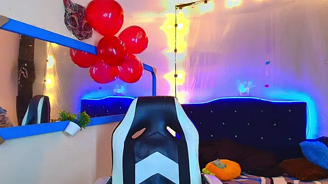 Damian latinxxx online show from February 14, 9:24 am