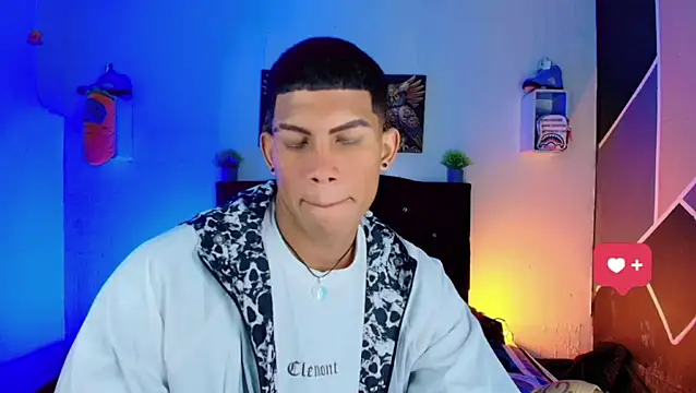 Damian latinxxx online show from March 12, 6:07 am