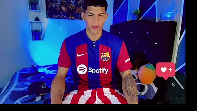 Damian latinxxx online show from March 22, 6:22 am