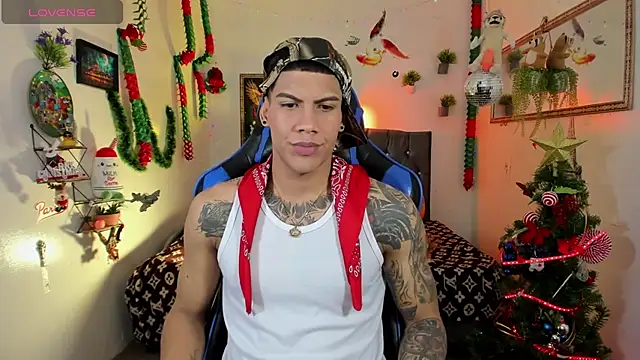 Damian latinxxx online show from December 15, 3:11 am