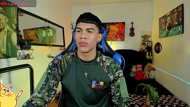 Damian latinxxx online show from April 23, 2:57 am