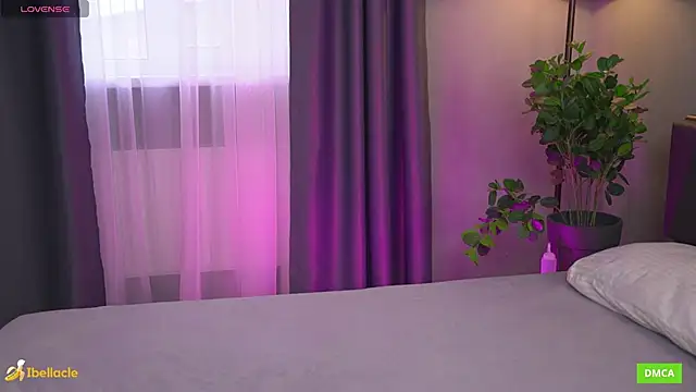 Bellacle online show from October 12, 8:02 am