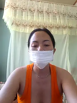 Baby-sexytits18 online show from March 22, 3:41 am