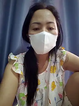 Baby-sexytits18 online show from November 1, 2:46 am