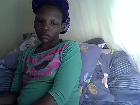 Snapshot of Sweet_serah chatting on October 25, 3:25 am Sweet serah online show from October 25, 3:25 am