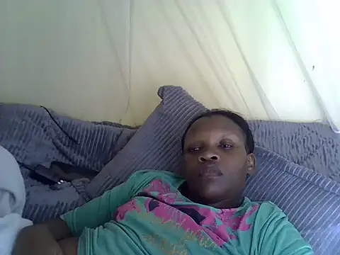 Snapshot of Sweet_serah chatting on November 25, 6:24 am Sweet serah online show from November 25, 6:24 am