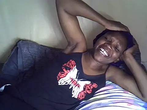 Snapshot of Sweet_serah chatting on April 22, 5:47 pm Sweet serah online show from April 22, 5:47 pm