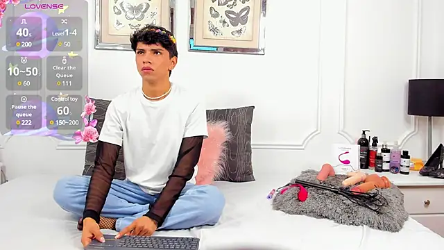 Santy carrington online show from January 18, 12:47 pm