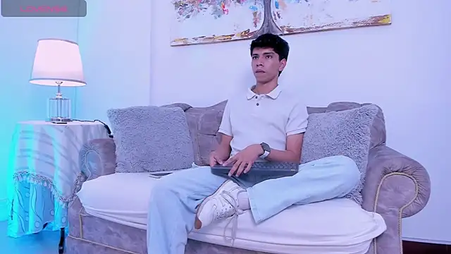 Santy carrington online show from April 22, 1:56 pm