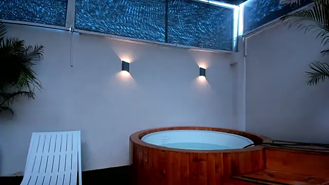 Ariella Ruiz online show from November 2, 2:08 pm