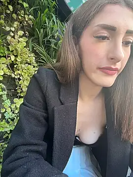 IvonneJoy online show from April 29, 5:30 pm