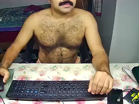 velociraptor xxx online show from December 6, 5:22 pm