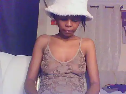 Snapshot of sweetanabella4 chatting on March 23, 7:34 am sweetanabella4 online show from March 23, 7:34 am