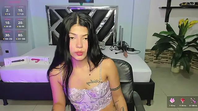 Snapshot of EroticAzir chatting on November 12, 3:07 am EroticAzir online show from November 12, 3:07 am