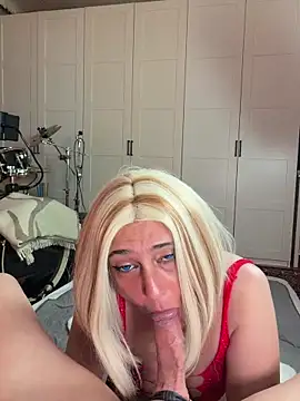 FoxyandTed online show from May 10, 3:17 pm