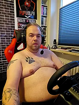 PupW0lfy online show from February 2, 7:30 am