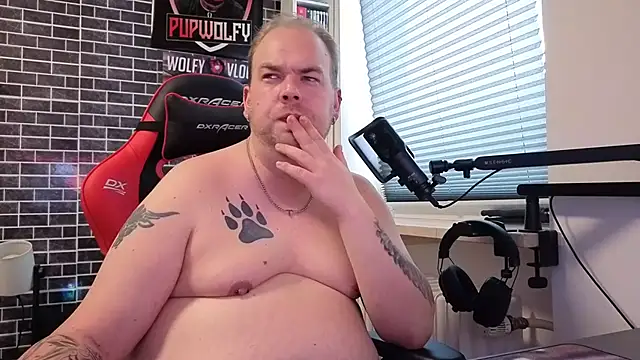 PupW0lfy online show from September 22, 2:08 pm