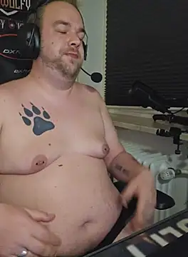 PupW0lfy online show from October 11, 7:12 pm