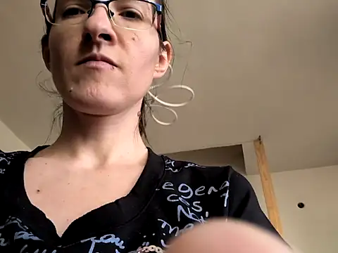 Milky hairy mommy online show from February 9, 10:42 am