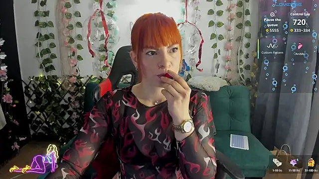 cocochanell6666 online show from September 23, 7:44 am