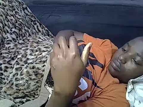 Snapshot of sweet_gal01 chatting on December 5, 3:26 am sweet gal01 online show from December 5, 3:26 am