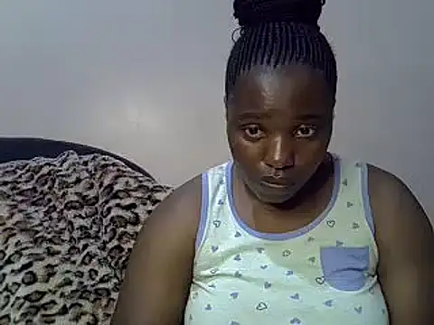 Snapshot of sweet_gal01 chatting on January 3, 8:54 pm sweet gal01 online show from January 3, 8:54 pm