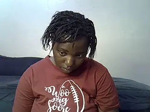 Snapshot of sweet_gal01 chatting on January 25, 3:30 am sweet gal01 online show from January 25, 3:30 am