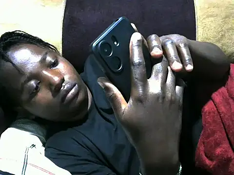 Snapshot of sweet_gal01 chatting on December 21, 11:45 pm sweet gal01 online show from December 21, 11:45 pm