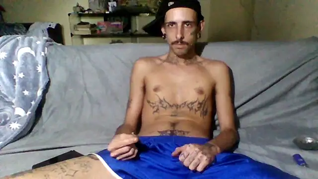 Snapshot of sellvageria chatting on November 4, 7:57 pm sellvageria online show from November 4, 7:57 pm