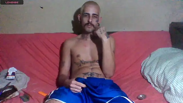 sellvageria online show from April 20, 9:05 pm