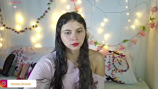 Snapshot of Ivanna_Bruner chatting on January 25, 12:17 am Ivanna Bruner online show from January 25, 12:17 am