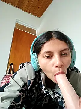 Snapshot of Ivanna_Bruner chatting on March 14, 5:57 pm Ivanna Bruner online show from March 14, 5:57 pm