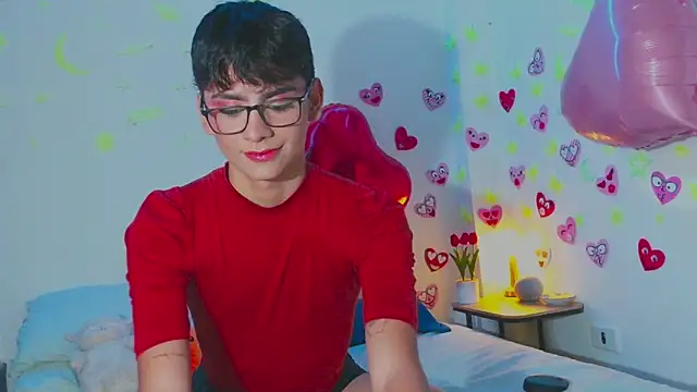 arnold laurent  online show from February 13, 9:27 pm