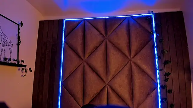 AbbyWathson online show from April 2, 12:03 pm