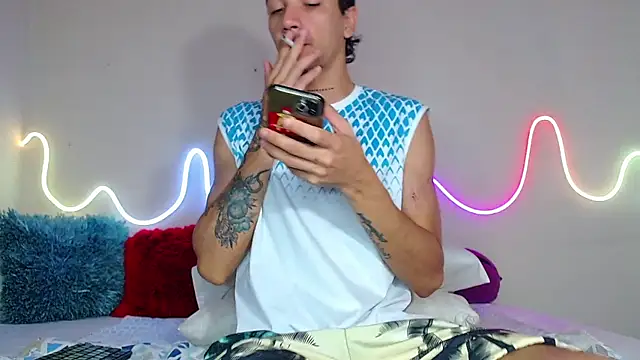 bobsexy08 online show from December 7, 10:45 am