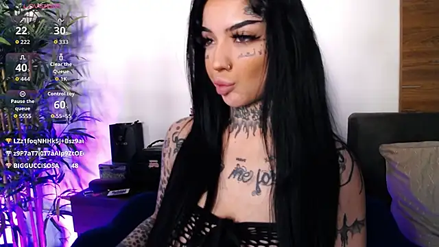 CreamyInkky  online show from April 23, 12:29 pm