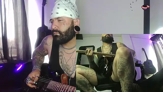 Snapshot of darkclothes chatting on December 30, 5:02 pm darkclothes online show from December 30, 5:02 pm