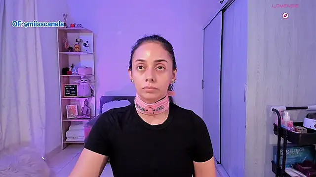 Snapshot of Aleja24Evans chatting on November 27, 12:24 am Aleja24Evans online show from November 27, 12:24 am