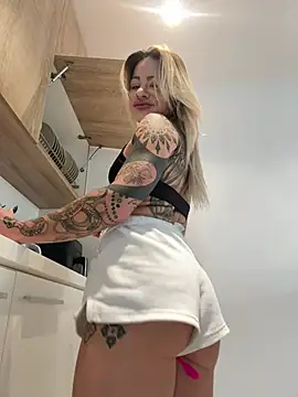 Divina X  online show from January 15, 6:40 am