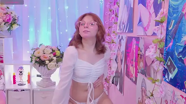 Coconut Mia online show from January 15, 8:45 pm