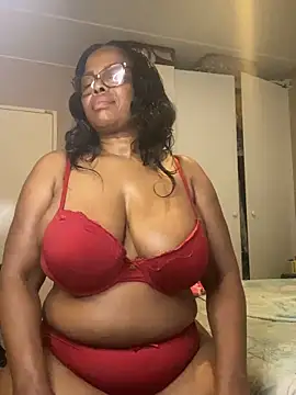 Nomthie online show from November 29, 4:32 pm